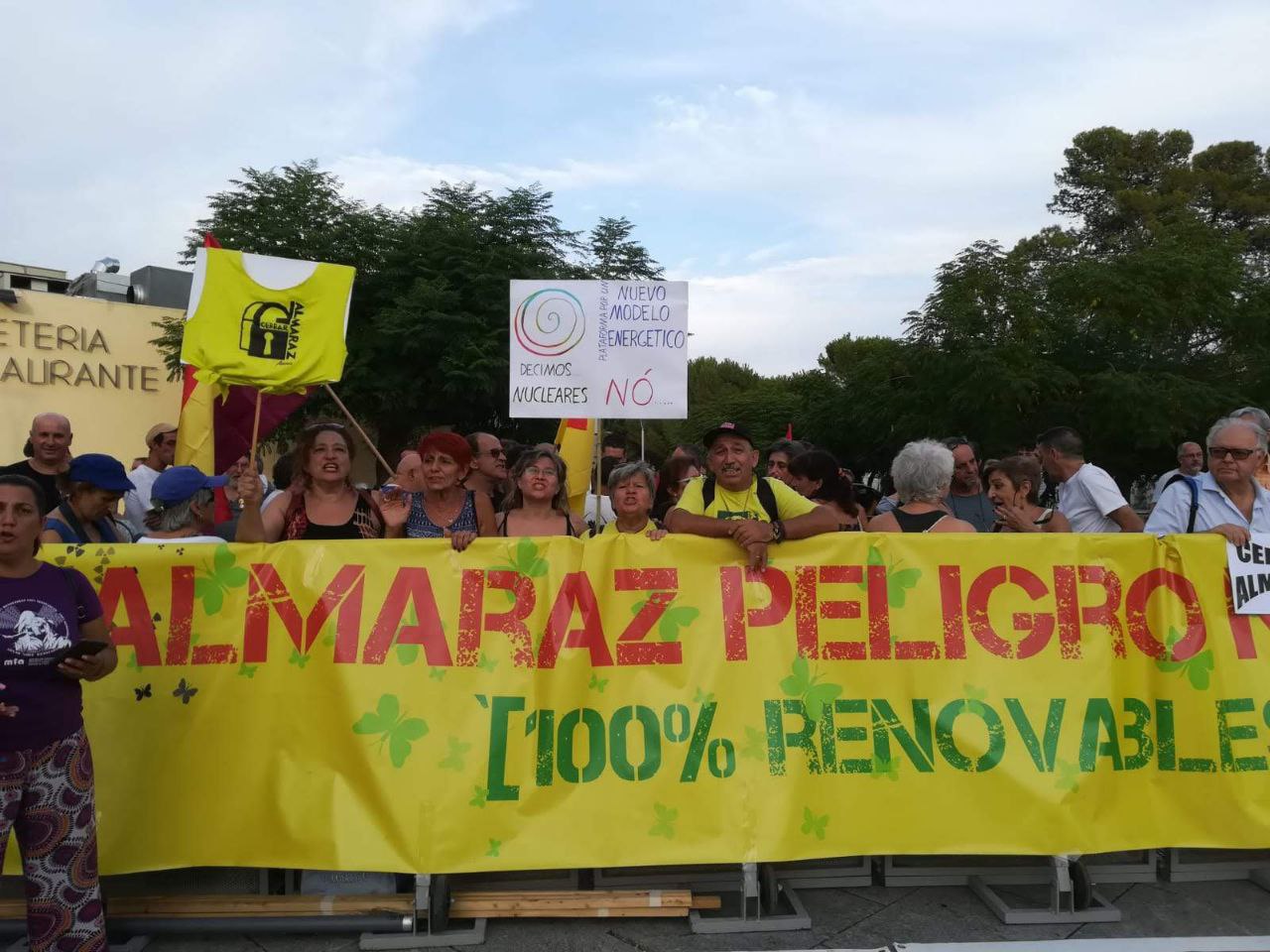 Denunciamos la estafa que supondría la ampliación de Almaraz